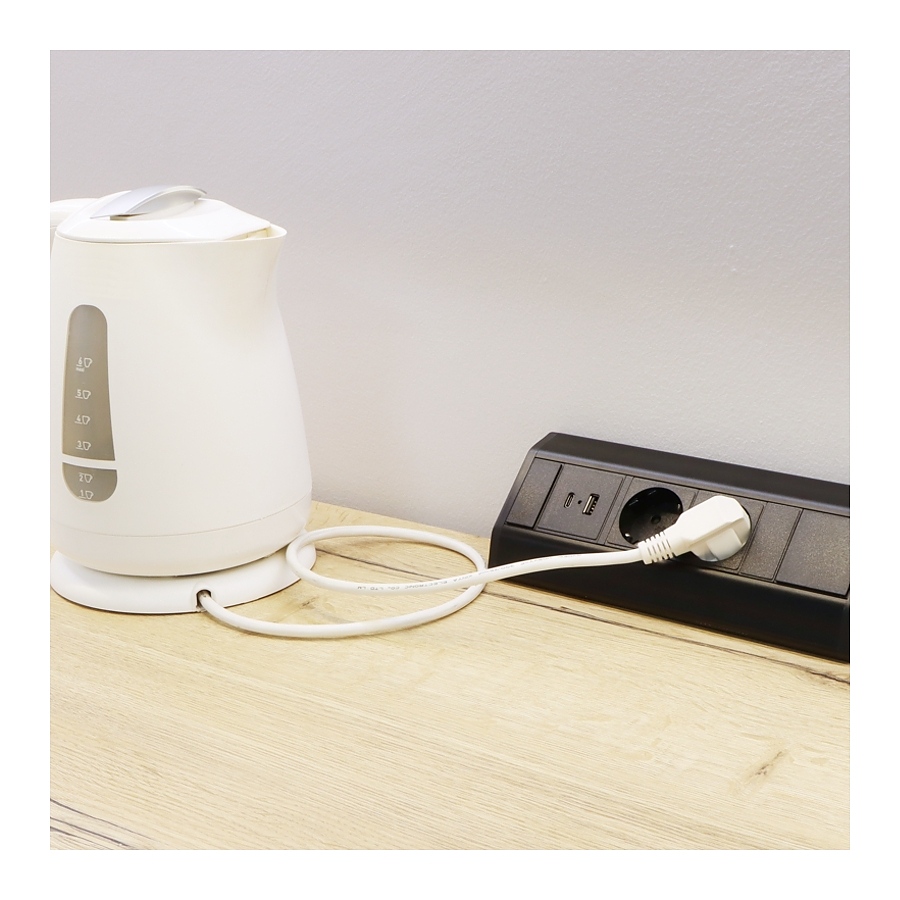 CORNER BOX aglov kontakt +2xUSB cheren 5