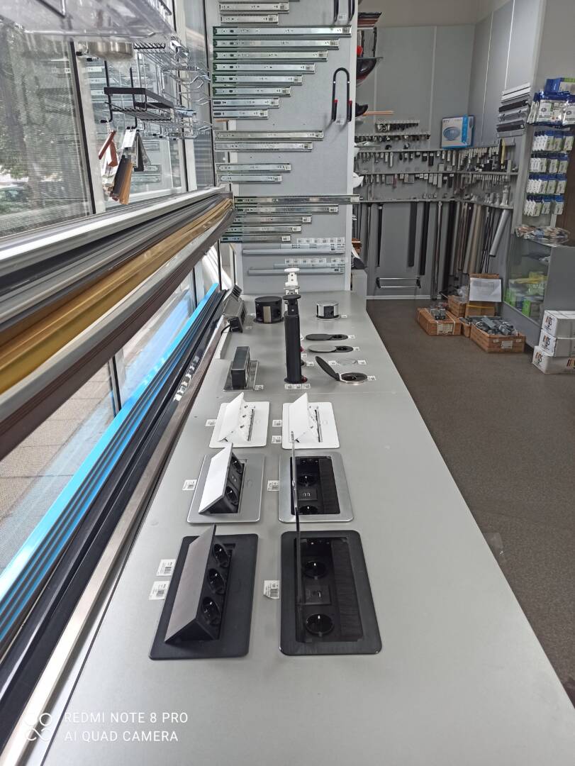 shop 1750150605887