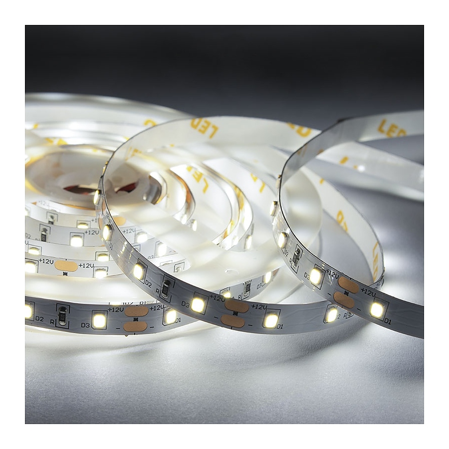 Glavna Led lenta 60lm 9W 6000k 5m