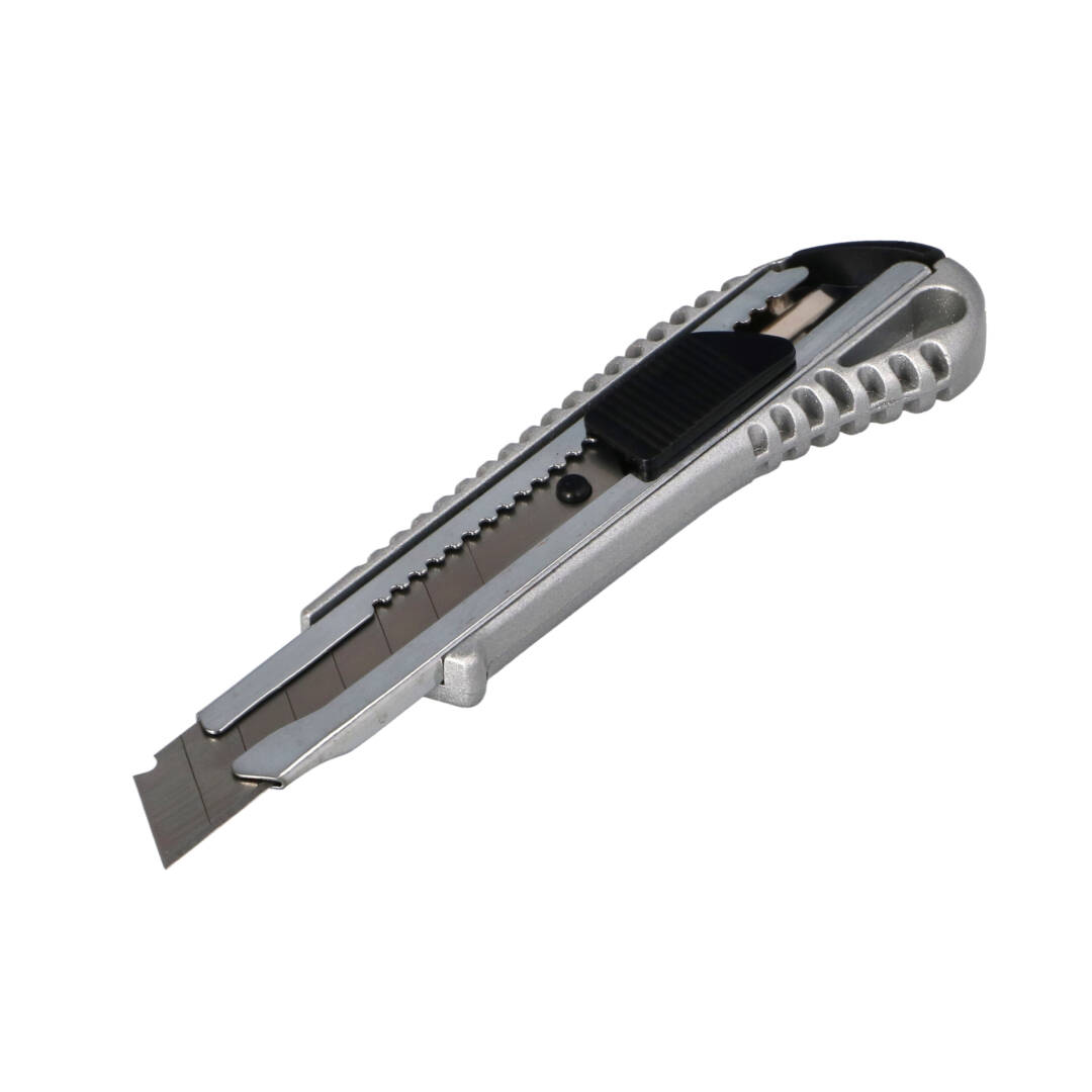 Glavna maketen-nozh aluminiev-18mm- 8823-1